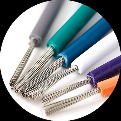 สายไฟ PFA ทนสารเคมีและยืดหยุ่น พร้อมฉนวนไฟฟ้าดีเยี่ยมสำหรับการใช้งานที่อุณหภูมิสูง